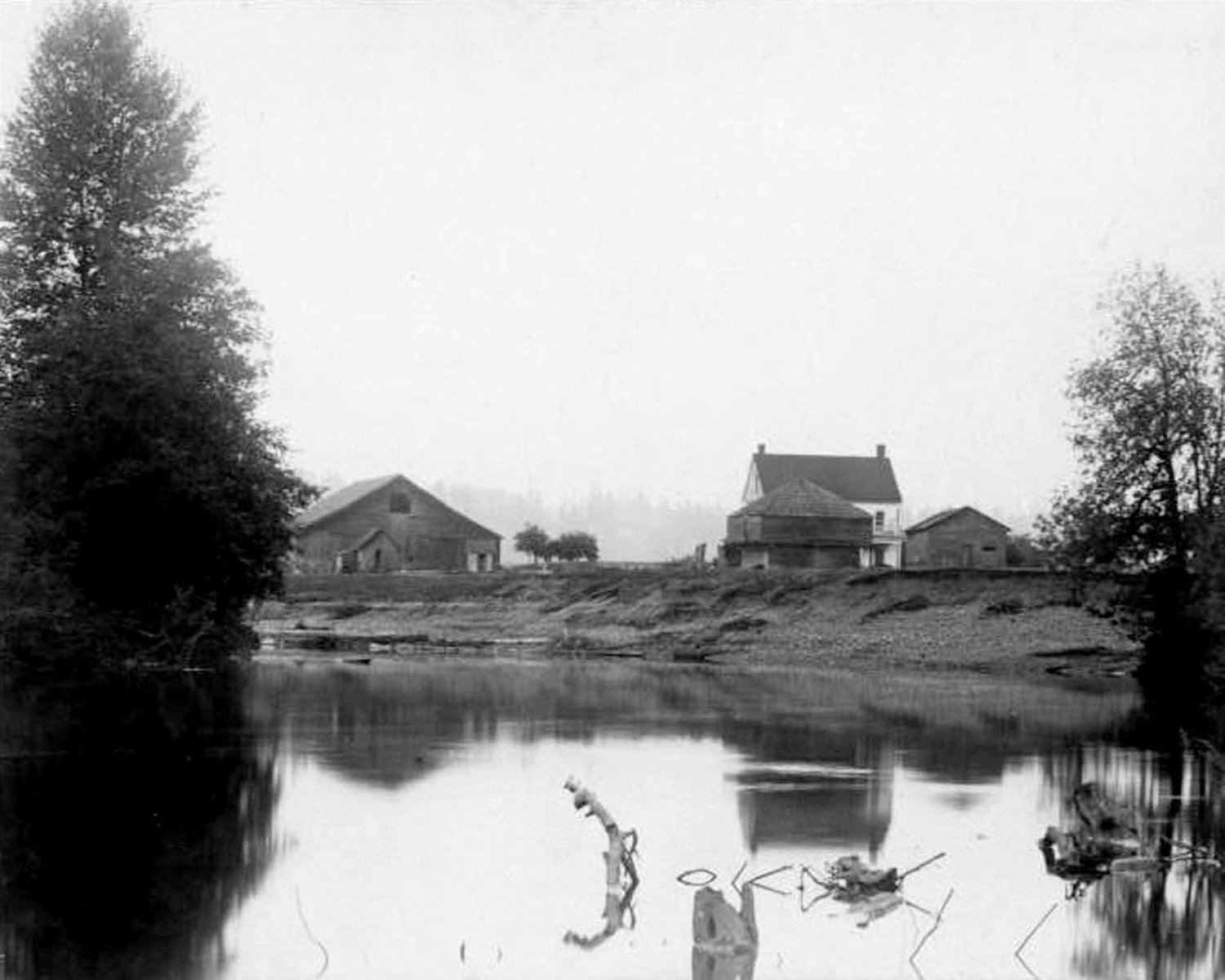 Borst house and blockhouse on banks of Chehalis River.